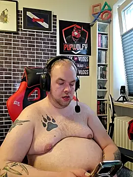 PupW0lfy online show from 01-30-25, 03:29