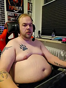 PupW0lfy online show from 02-08-25, 06:33