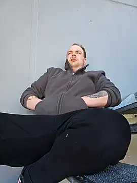 PupW0lfy online show from 03-20-25, 11:16