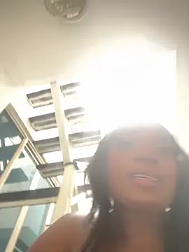 Britanymooree online show from 04-20-26, 06:53