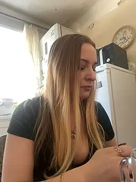 OlgaBuzzz online show from 02-23-25, 05:23