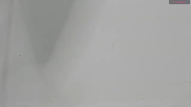 Littleolivia  online show from 02-15-25, 12:54