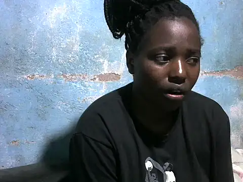 Snapshot of sweet_gal01 chatting on 10-09-25, 06:50 sweet gal01 online show from 10-09-25, 06:50