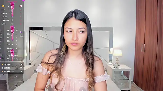 Snapshot of Abella_ruiz chatting on 12-13-24, 11:06 Abella ruiz online show from 12-13-24, 11:06