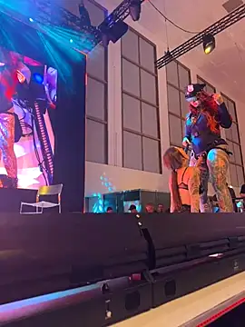 Snapshot of Inked_lorena chatting on 09-25-25, 02:10 Inked lorena online show from 09-25-25, 02:10