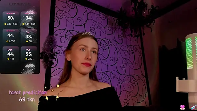 Emily April online show from 12-17-24, 01:50