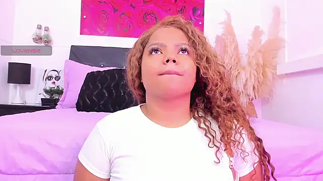 Snapshot of Adams_Cloe chatting on 02-20-26, 10:05 Adams Cloe online show from 02-20-26, 10:05