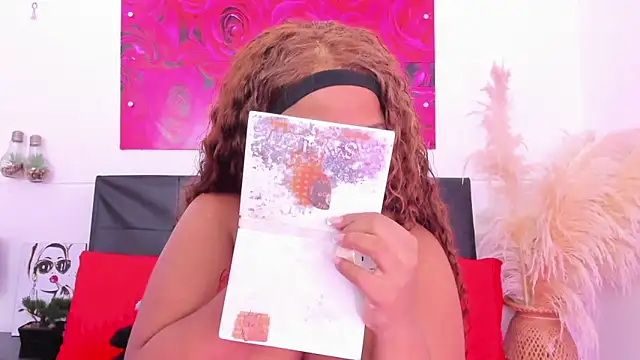 Snapshot of Adams_Cloe chatting on 02-23-26, 10:45 Adams Cloe online show from 02-23-26, 10:45