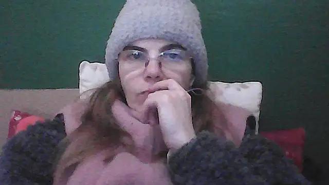 Musical  fantasy online show from 12-17-25, 03:56