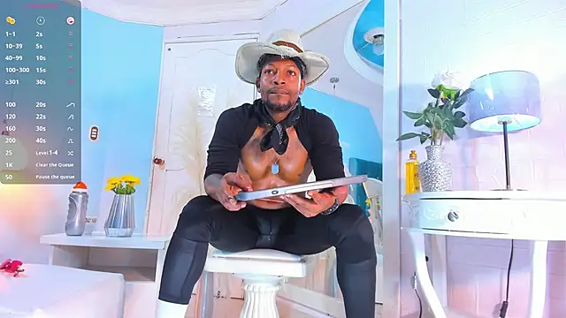 Snapshot of RicoBrown777_ chatting on 03-20-25, 03:56 RicoBrown777 online show from 03-20-25, 03:56