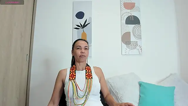 Evawalker  online show from 02-05-25, 01:47