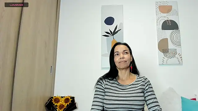 Evawalker  online show from 02-26-25, 04:36