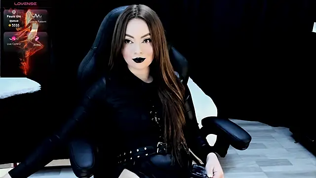 nasty katty  online show from 11-13-25, 09:47