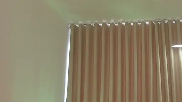 Snapshot of SavannahWildee chatting on 09-13-25, 11:43 SavannahWildee online show from 09-13-25, 11:43