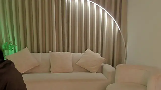 Snapshot of SavannahWildee chatting on 09-20-25, 11:44 SavannahWildee online show from 09-20-25, 11:44