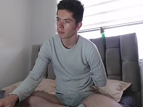 Snapshot of Eliantg chatting on 12-08-24, 09:08 Eliantg online show from 12-08-24, 09:08