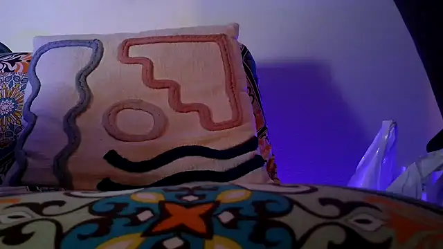 Snapshot of Alpha_theking chatting on 03-21-25, 08:40 Alpha theking online show from 03-21-25, 08:40