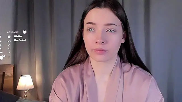 Snapshot of LowOncoming chatting on 01-11-25, 01:06 LowOncoming online show from 01-11-25, 01:06