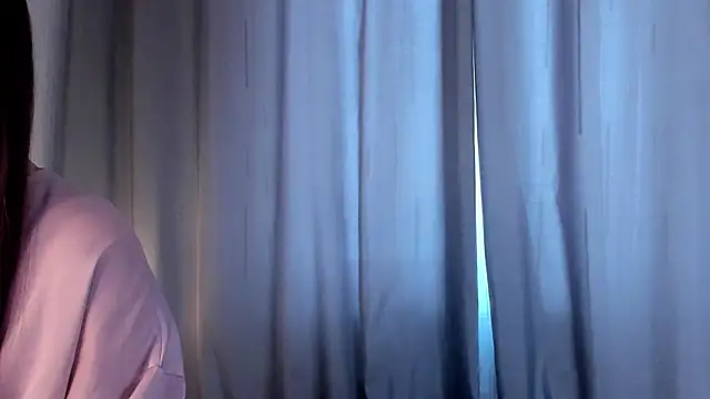 Snapshot of LowOncoming chatting on 01-11-25, 07:17 LowOncoming online show from 01-11-25, 07:17