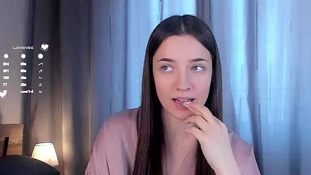 Snapshot of LowOncoming chatting on 01-13-25, 07:11 LowOncoming online show from 01-13-25, 07:11