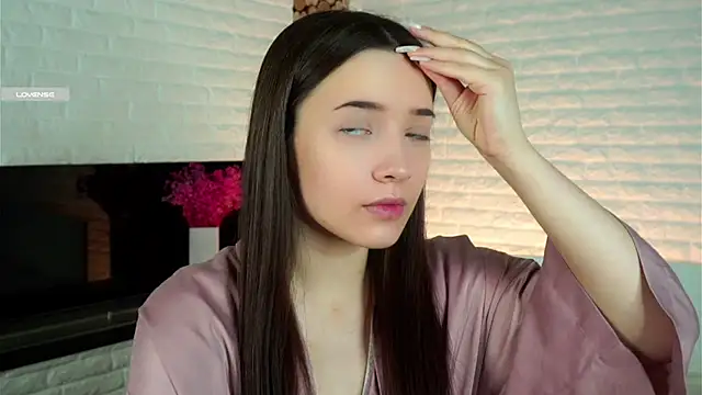 Snapshot of LowOncoming chatting on 01-14-25, 01:15 LowOncoming online show from 01-14-25, 01:15