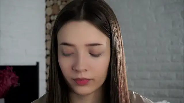 Snapshot of LowOncoming chatting on 02-05-25, 01:37 LowOncoming online show from 02-05-25, 01:37