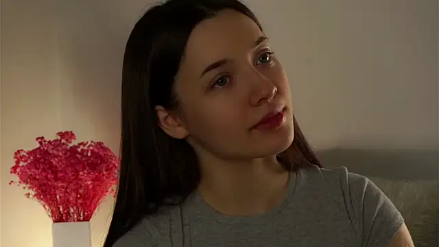 Snapshot of LowOncoming chatting on 03-01-25, 01:11 LowOncoming online show from 03-01-25, 01:11