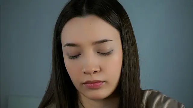 Snapshot of LowOncoming chatting on 03-12-25, 01:36 LowOncoming online show from 03-12-25, 01:36