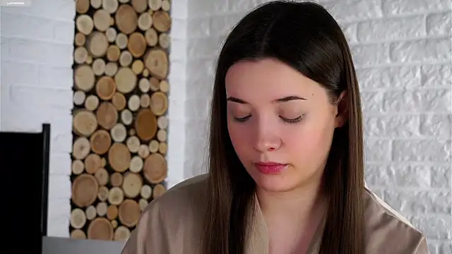 Snapshot of LowOncoming chatting on 10-15-25, 01:50 LowOncoming online show from 10-15-25, 01:50