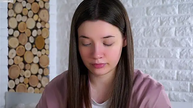 LowOncoming online show from 11-11-25, 02:11