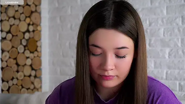 LowOncoming online show from 02-24-26, 01:58