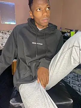 Snapshot of fireboyafrica chatting on 09-12-25, 04:23 fireboyafrica online show from 09-12-25, 04:23