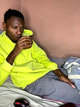 Snapshot of fireboyafrica chatting on 09-30-25, 12:15 fireboyafrica online show from 09-30-25, 12:15