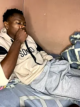 Snapshot of fireboyafrica chatting on 10-17-25, 12:36 fireboyafrica online show from 10-17-25, 12:36