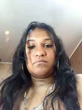 Michelle Brito1 online show from 02-18-25, 06:47