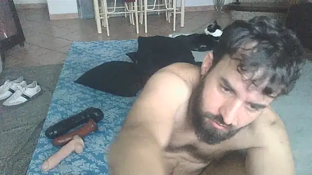 Snapshot of FJcouple chatting on 01-17-25, 08:56 FJcouple online show from 01-17-25, 08:56