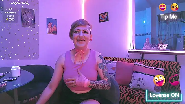 Maria fernandaxxx  online show from 11-10-25, 05:01