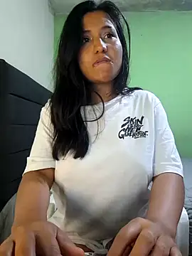 Snapshot of yuliparis chatting on 12-05-24, 06:54 yuliparis online show from 12-05-24, 06:54