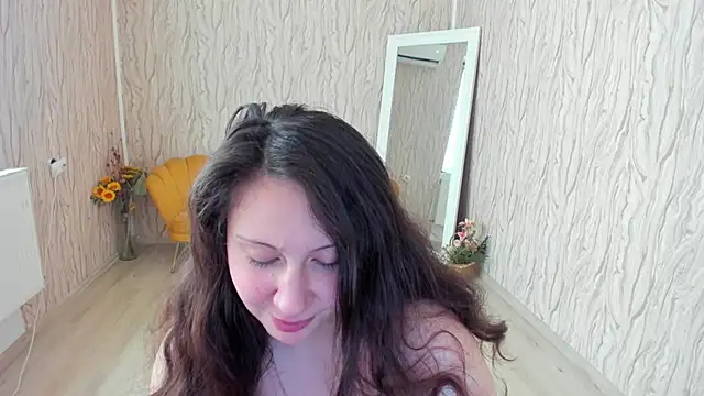 AishaRouhi online show from 02-05-25, 09:25