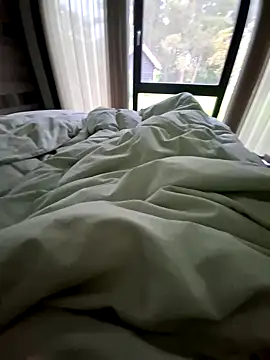 royisnice2 online show from 09-29-25, 06:29