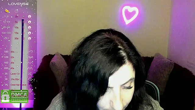 Muse kitty jenia online show from 11-27-25, 06:43