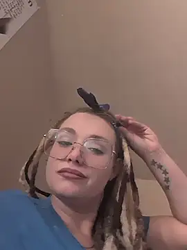 Snapshot of Lalalynn chatting on 07-28-26, 03:54 Lalalynn online show from 07-28-26, 03:54