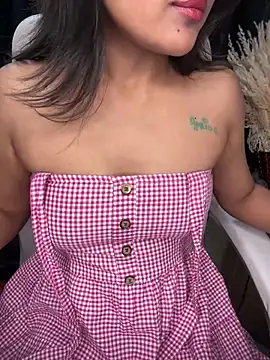 LeisyXO online show from 01-05-25, 07:49