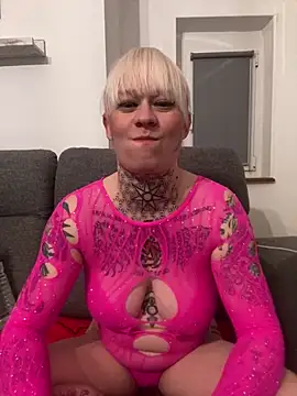 poussichienne online show from 01-07-25, 08:31