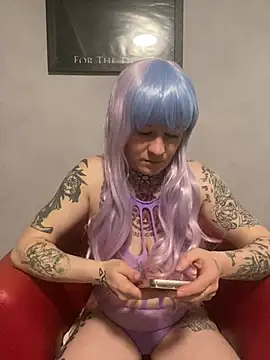 poussichienne online show from 02-20-25, 01:51