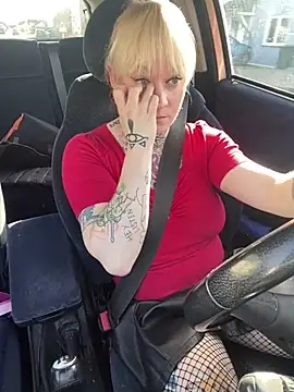 poussichienne online show from 03-04-25, 02:53