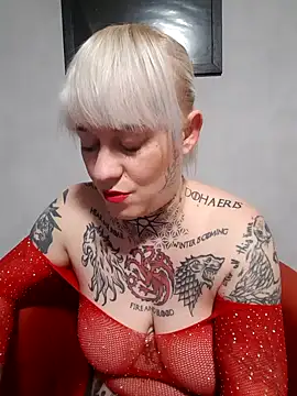 poussichienne online show from 10-23-25, 02:05