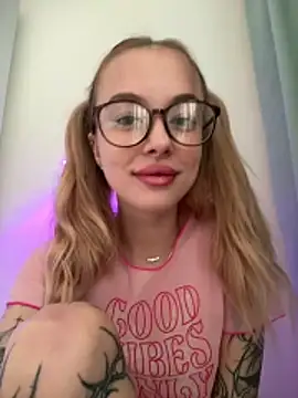 enjoy my beauty online show from 03-08-26, 07:01