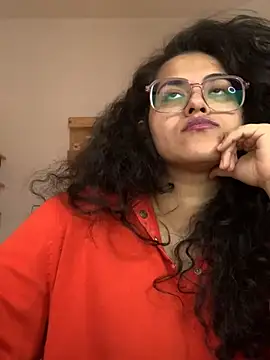 Snapshot of Curvydesifromgermany chatting on 01-16-25, 01:04 Curvydesifromgermany online show from 01-16-25, 01:04