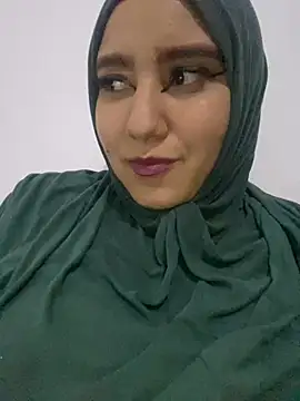 hannahayat online show from 12-18-24, 11:51